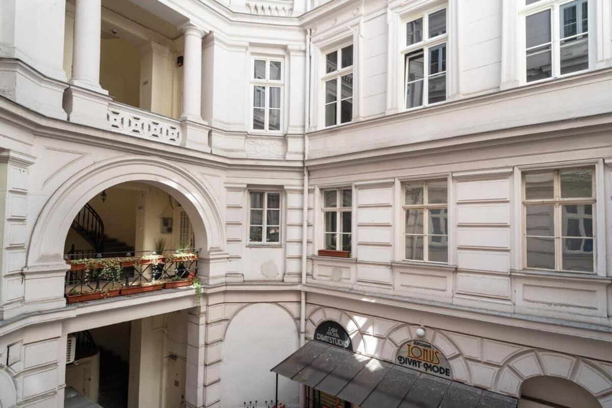 Apartmán New Spacious At Superb Location Budapest