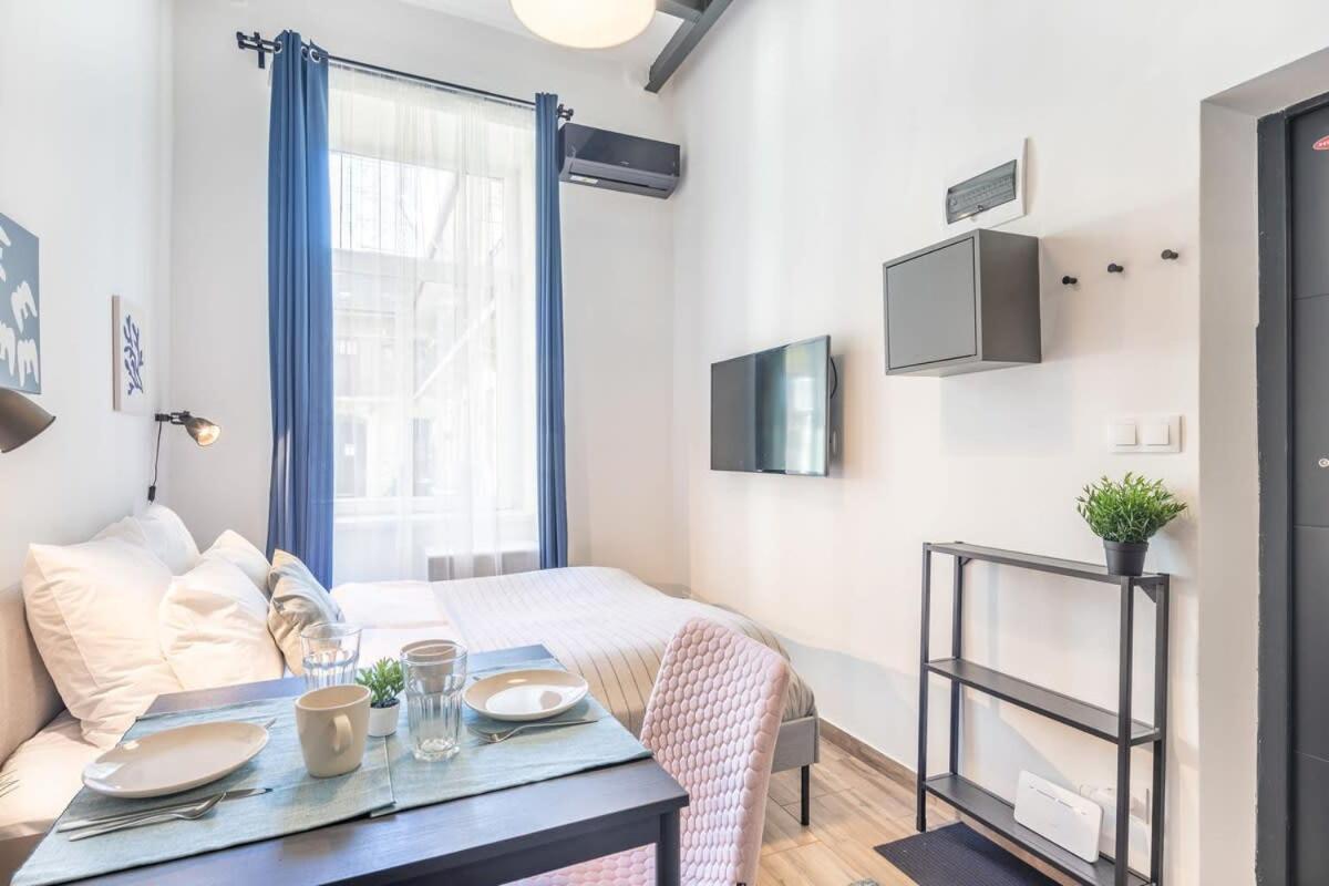 Very Center - Modern - Cute Apartamento