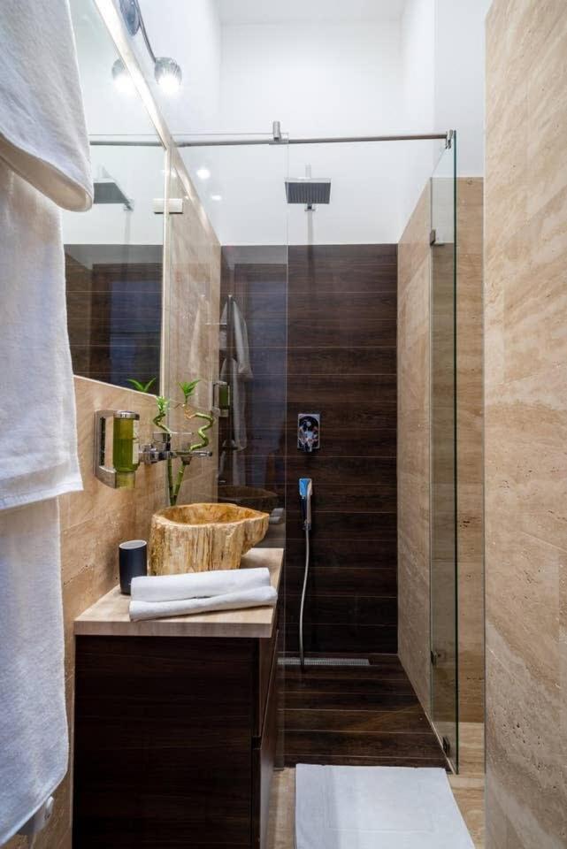 Luxy Design *