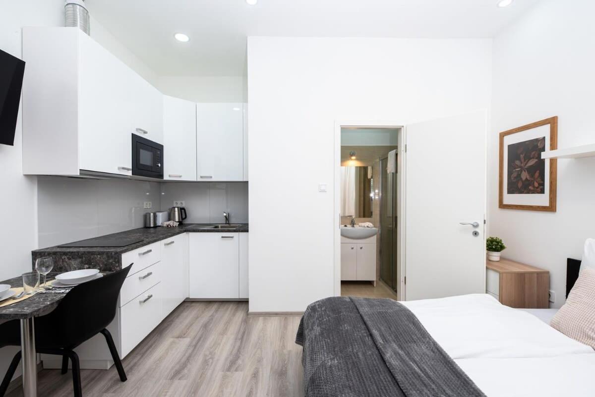 Extra - New - Charming Apartment *