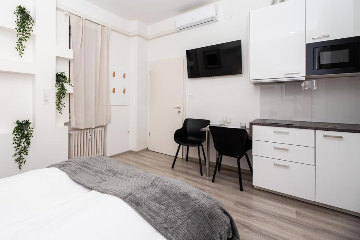 Extra - New - Charming Apartment