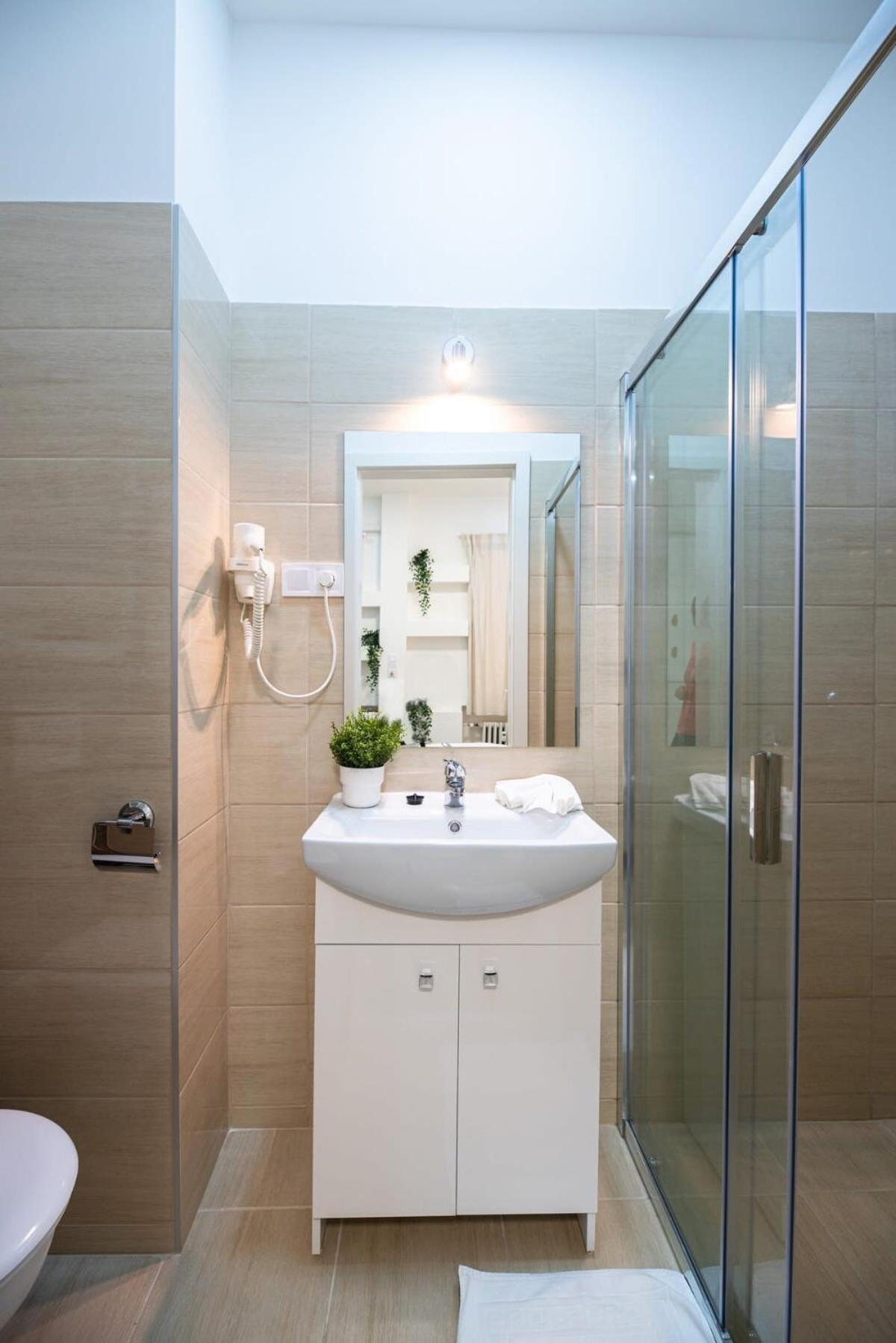 Extra - New - Charming * Budapest