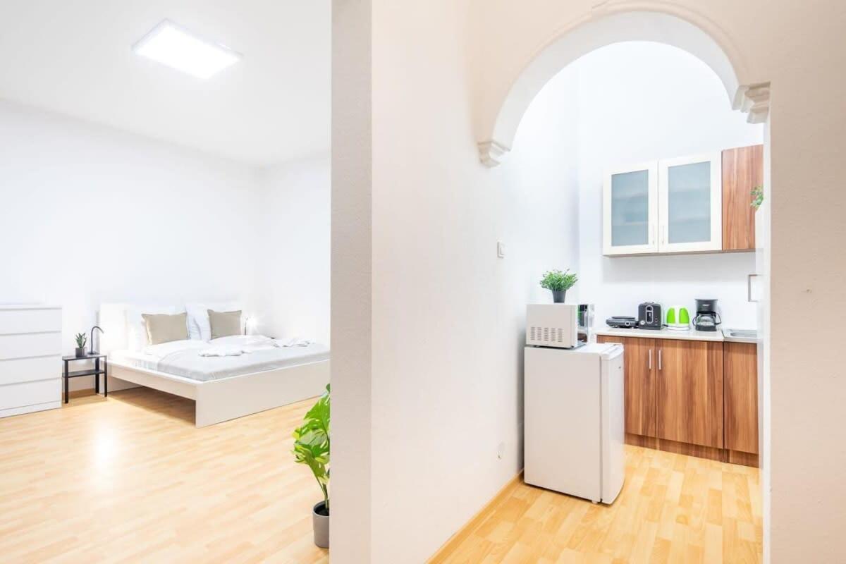 Very Convenient Flat Appartamento *