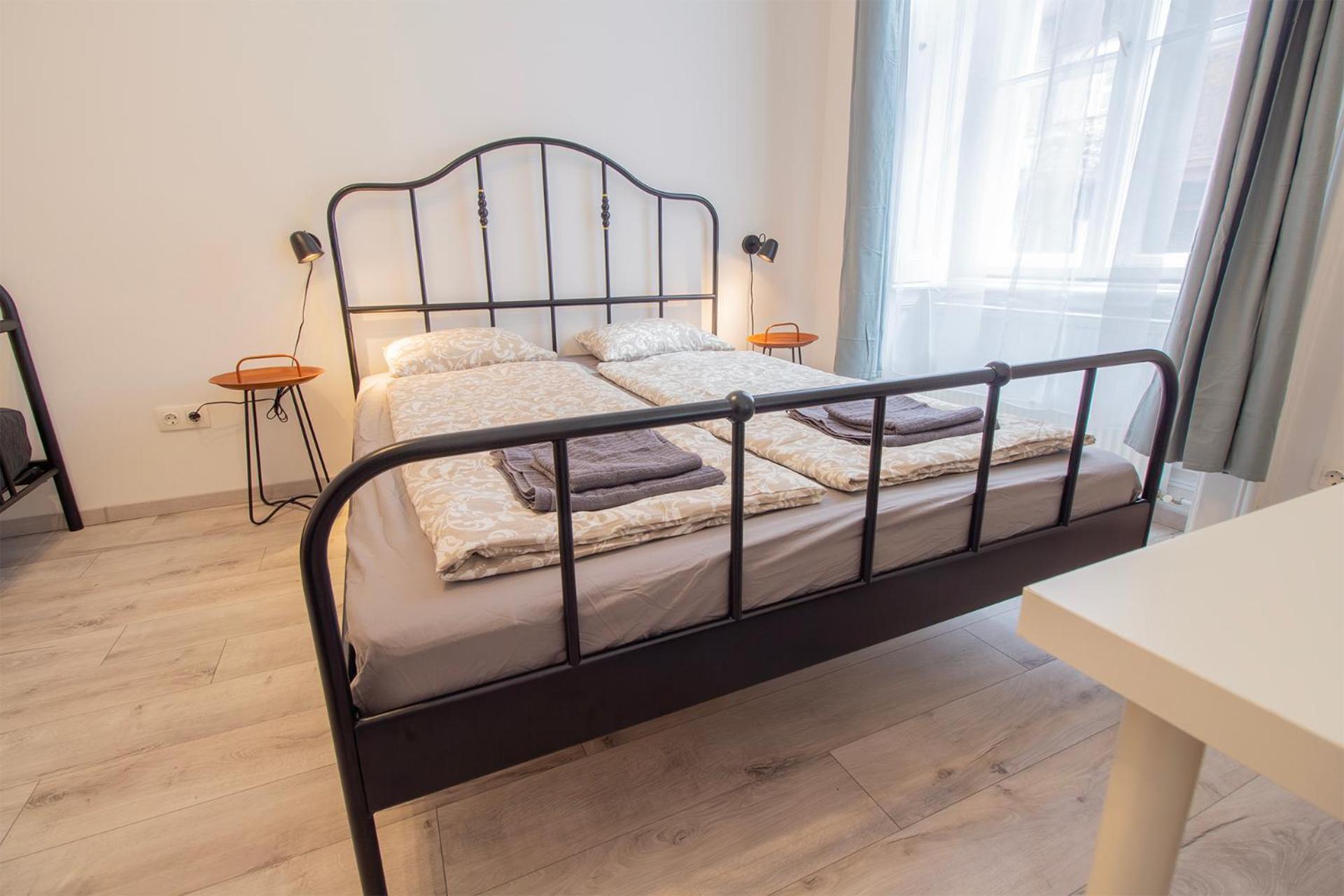 Dohany With 3bedroom 1,5bath - 9people Budapest