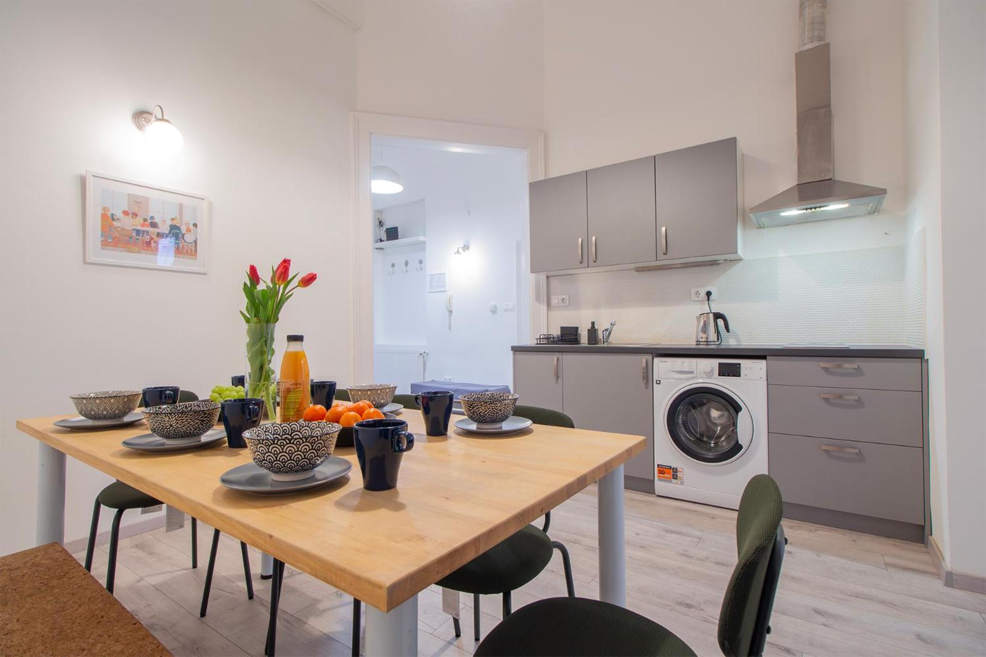Dohany With 3bedroom 1,5bath - 9people Apartmán