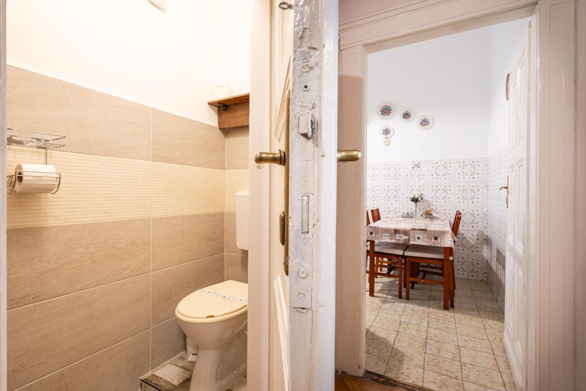 Bpr W21 Retro With Balcony Appartement