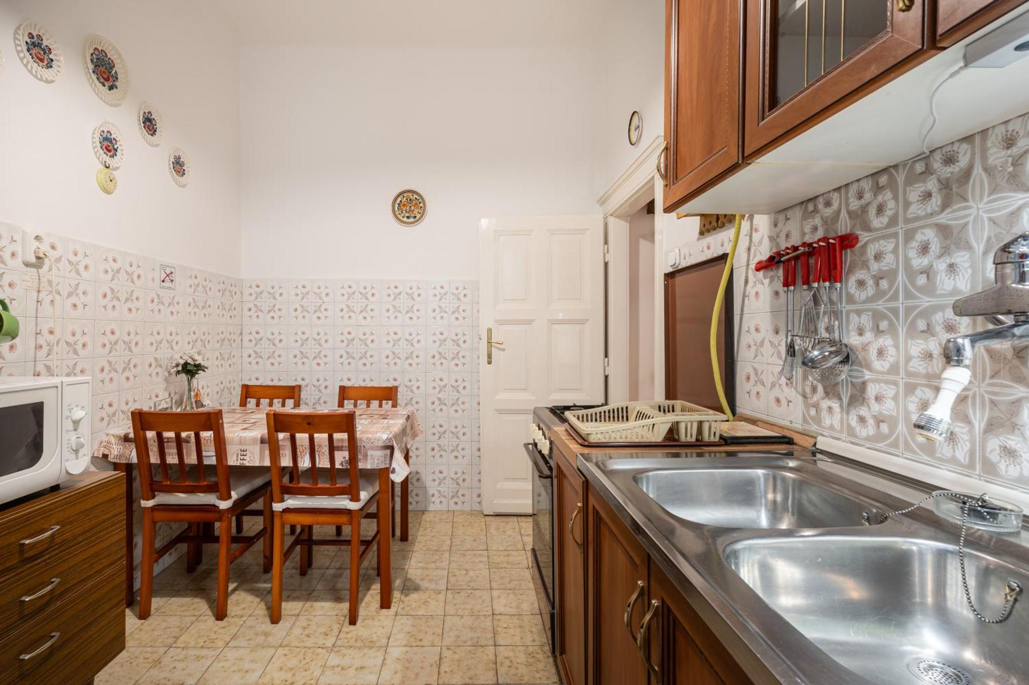 Bpr W21 Retro With Balcony Appartement *