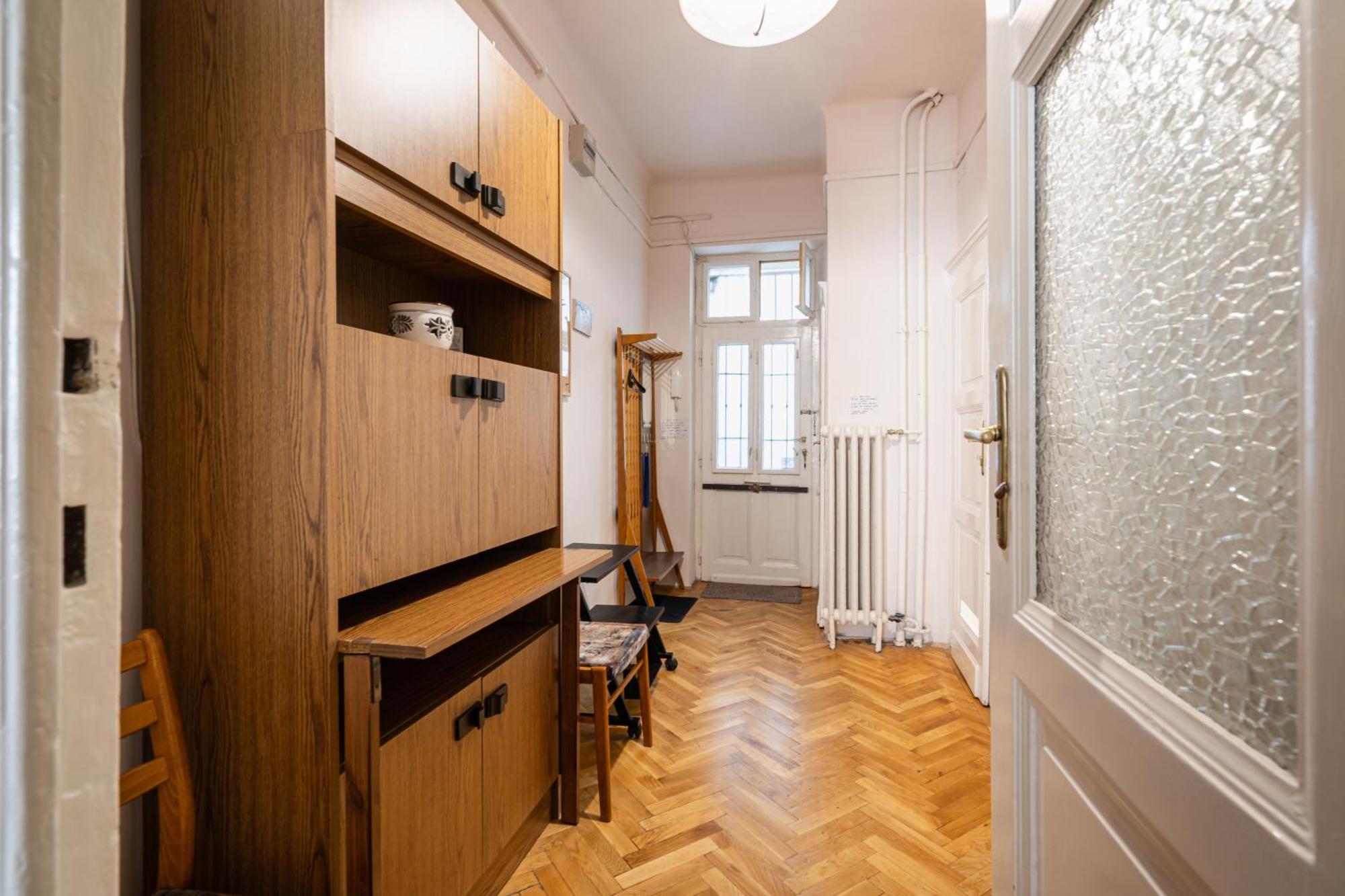 Bpr W21 Retro With Balcony *