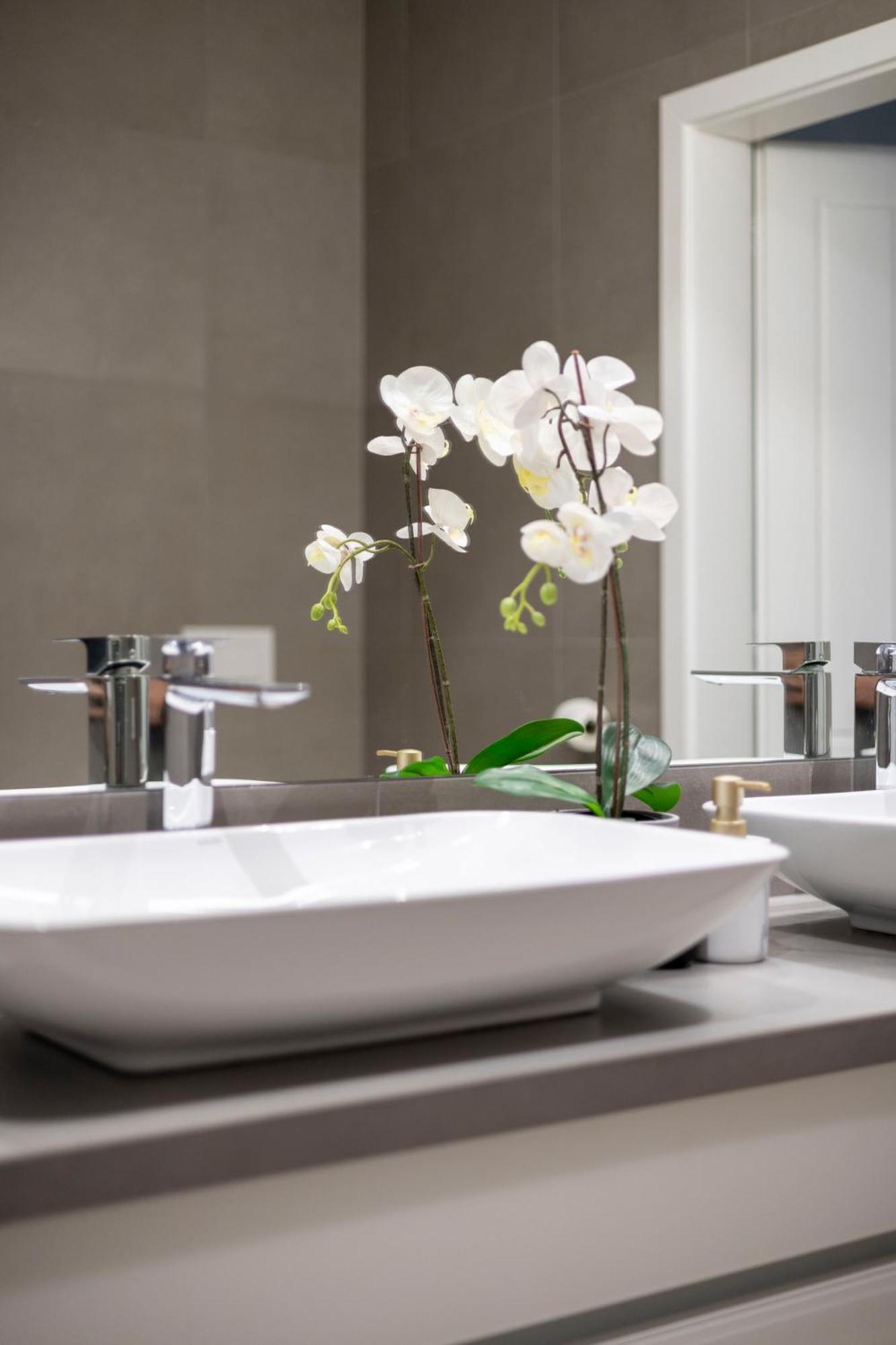 Stylish & Spacious By Prestige Homes Lejlighed Budapest