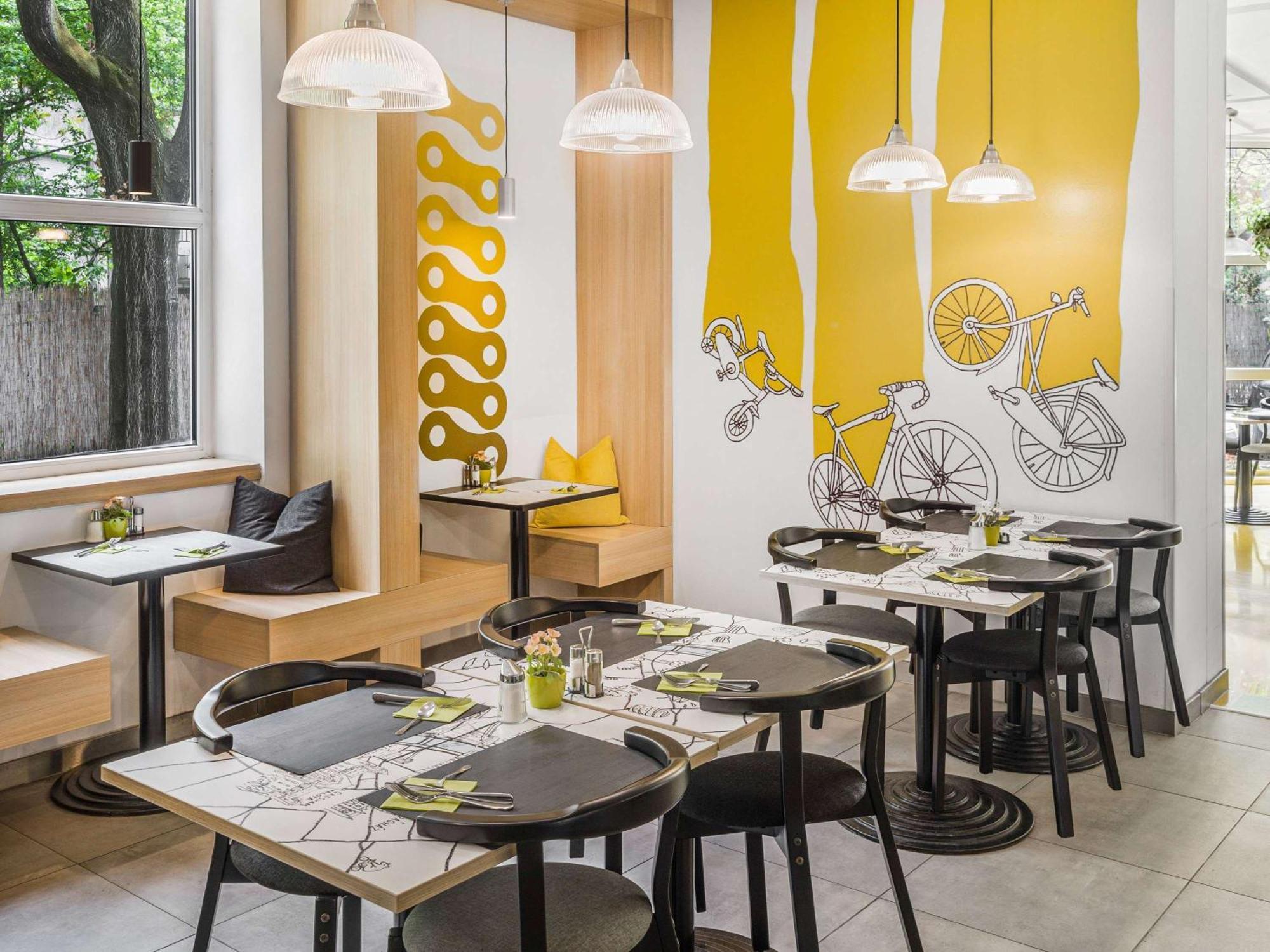 Ibis Styles 3*