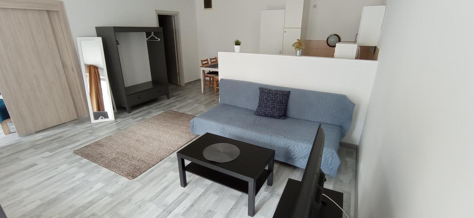 Apartamento Akacfa *