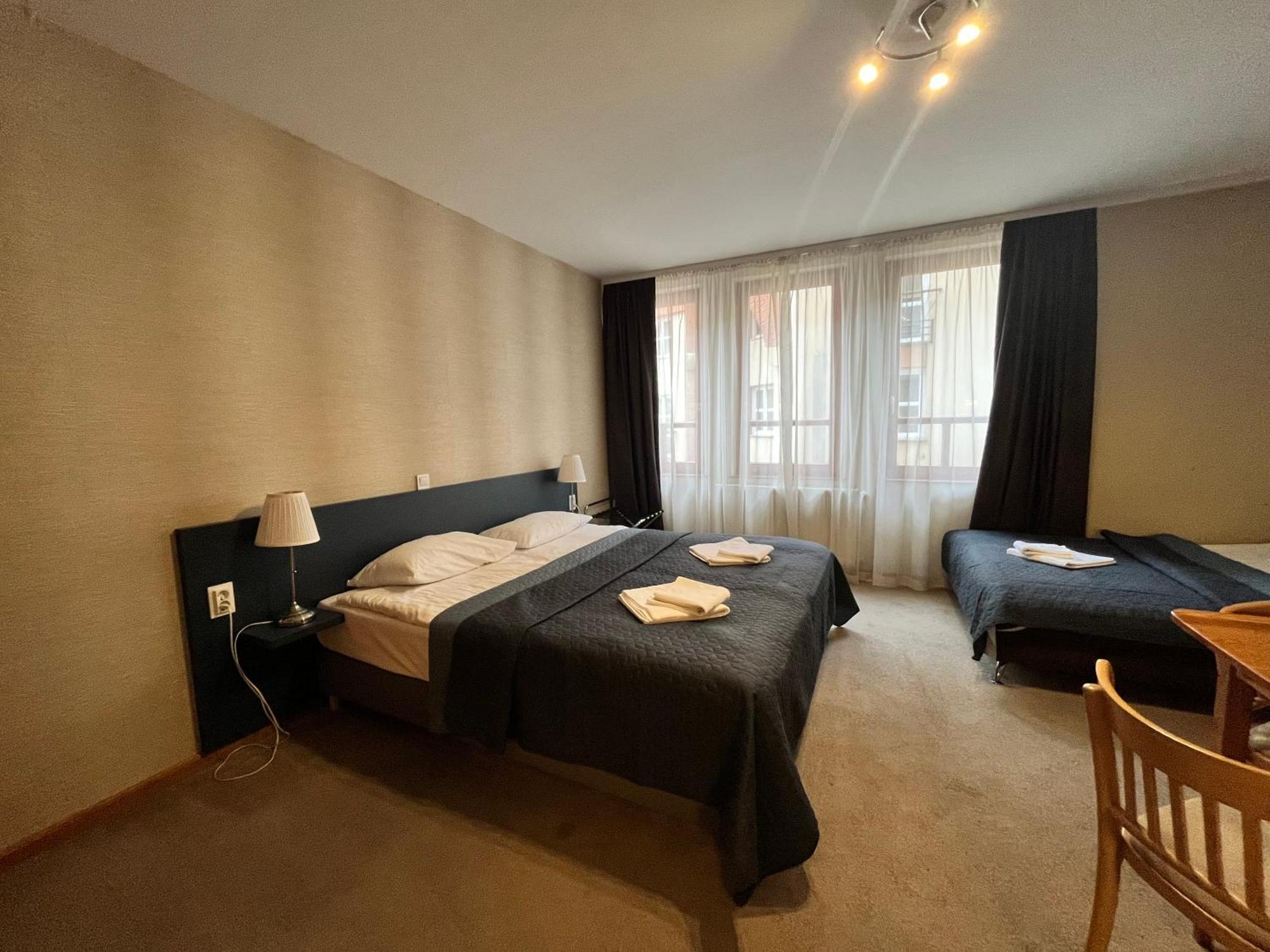 Corvin Appart hôtel *