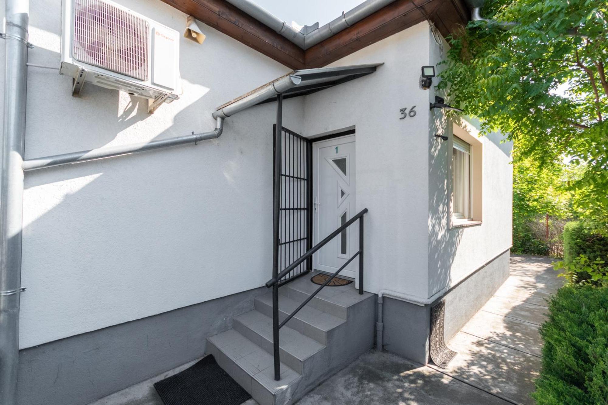 Apartamento B12