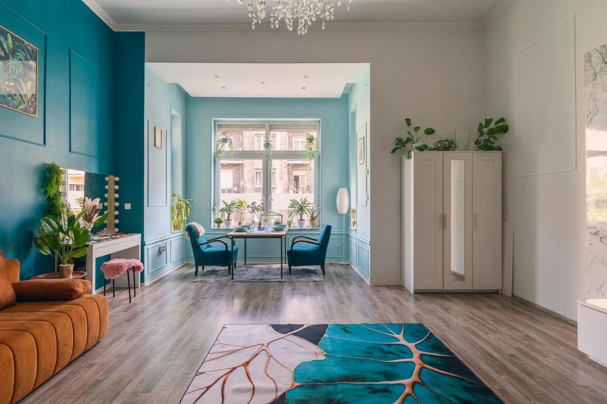 Art Deco Designer Luxury At Park, Cultural Center Of Budapest, Newly Renovated