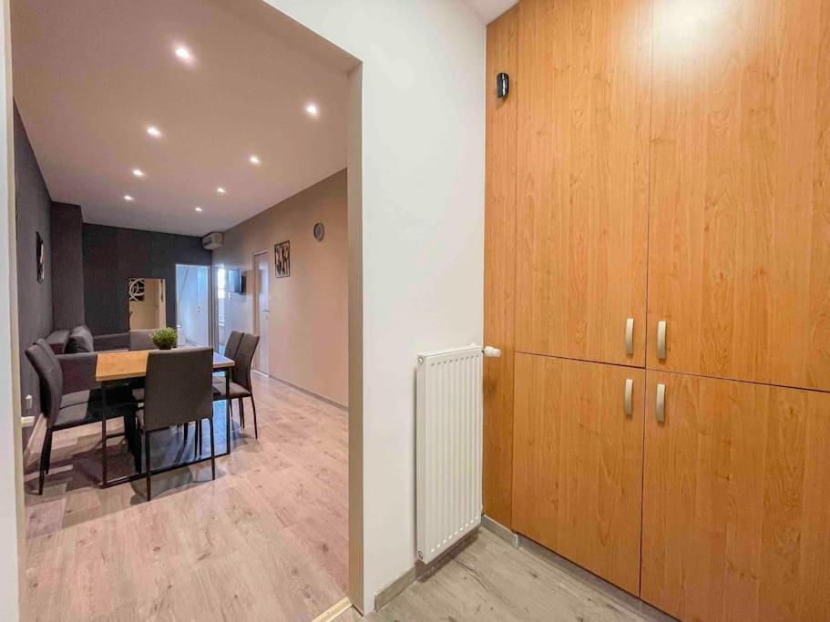 I77 Spacious Modern 3bedroom Lägenhet