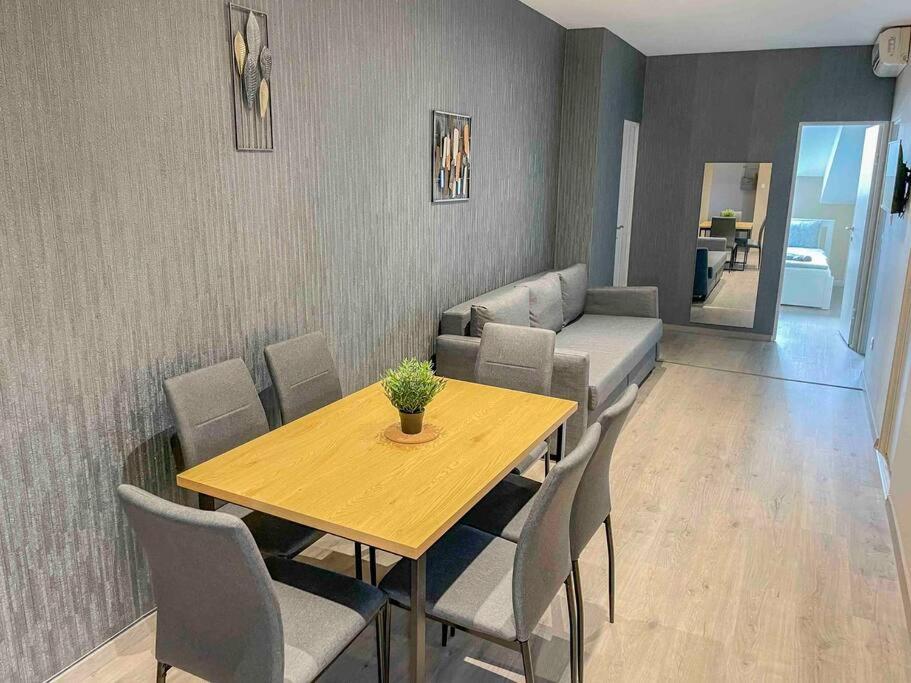 I77 Spacious Modern 3bedroom * Budapest