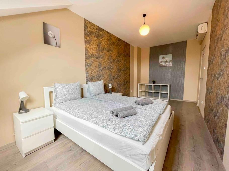 I77 Spacious Modern 3bedroom Lägenhet Budapest