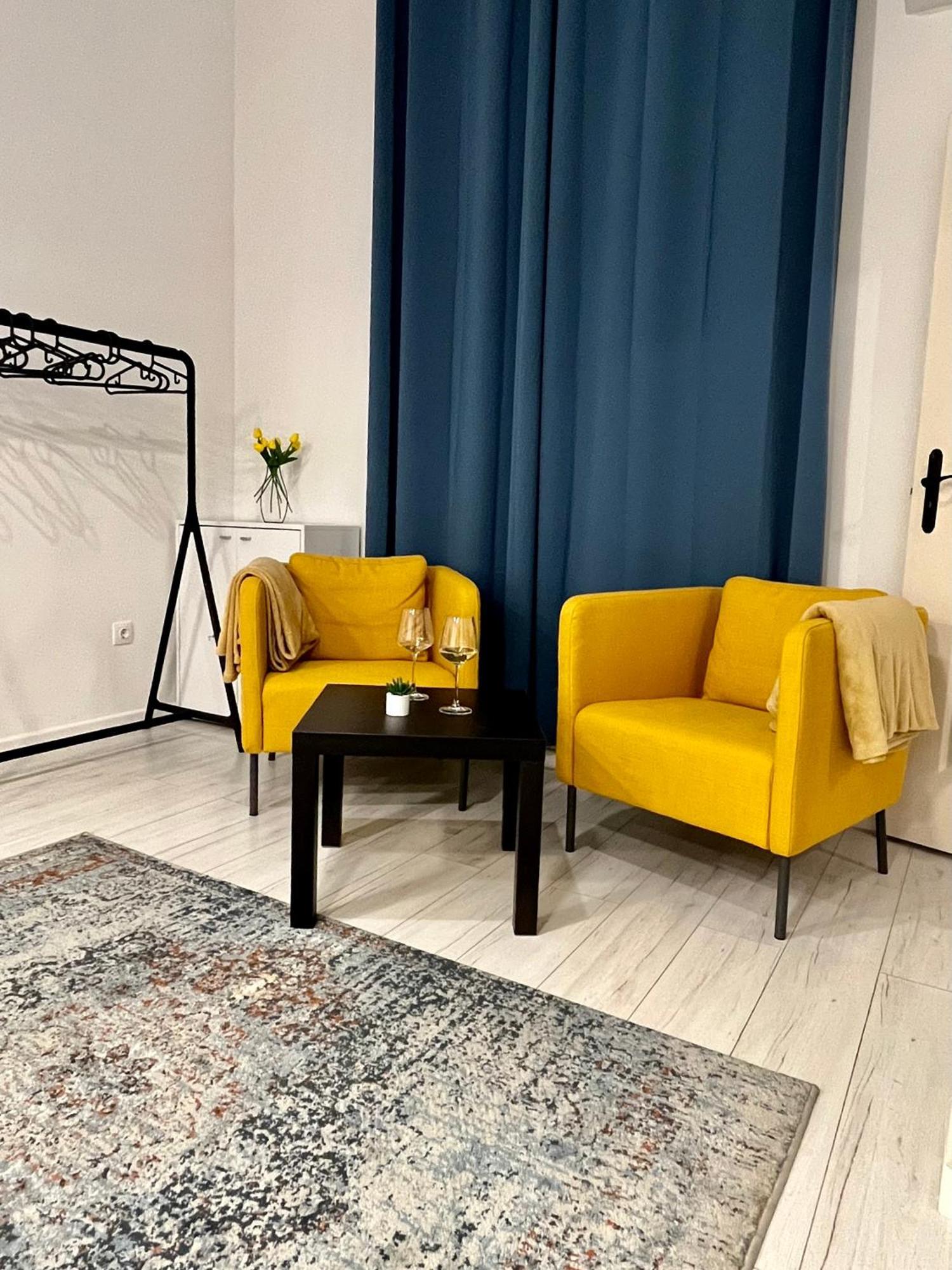 West Station Gallery - Free Parking, Cozy Home, Perfect For Families *