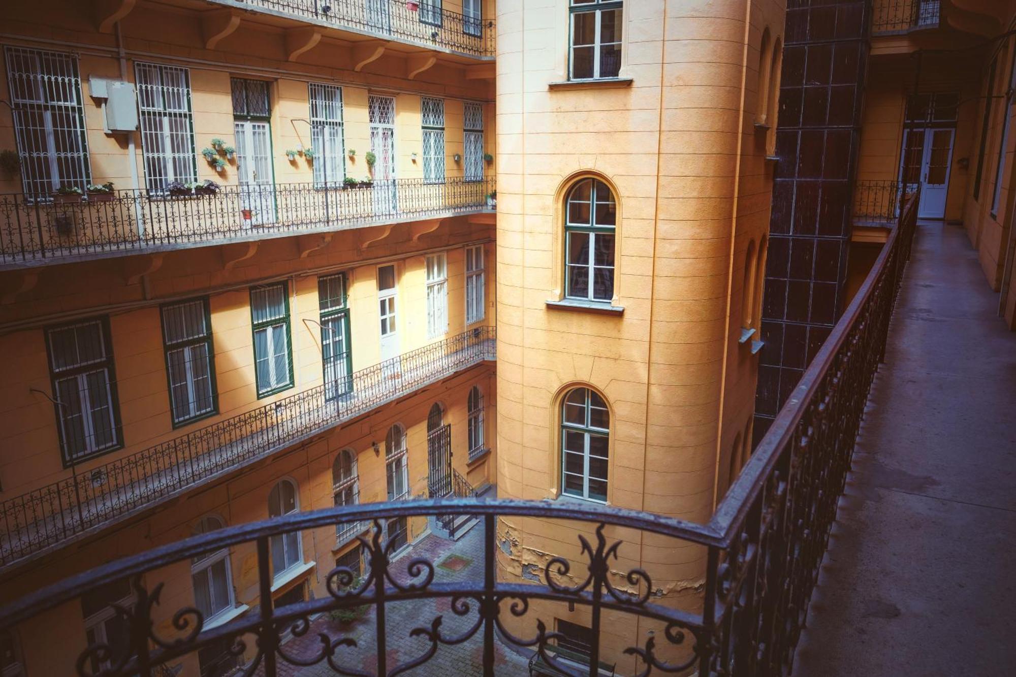 Jozsef Krt 3br - Near Corvin * Budapest