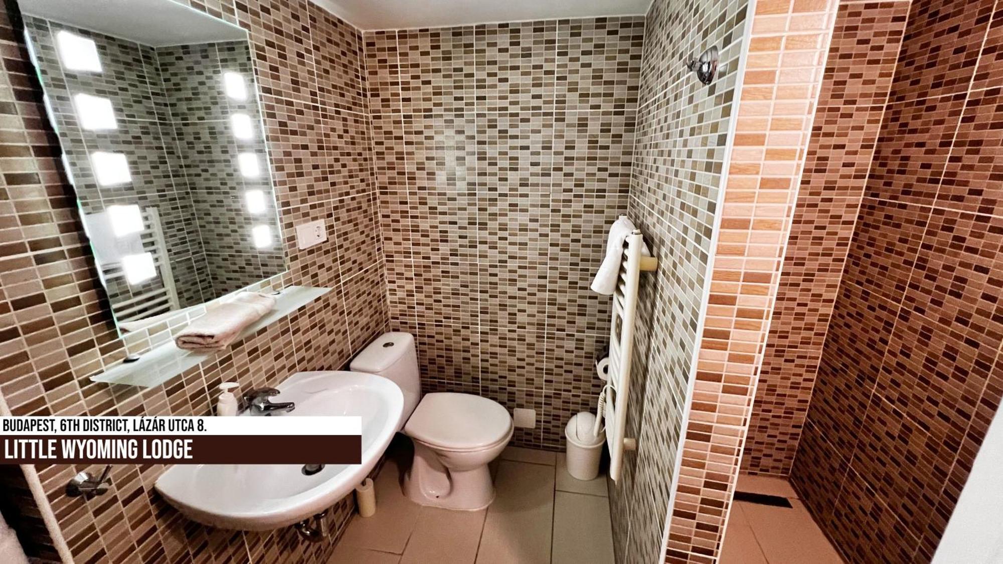 Little Americas Wyoming Apartment Budapest