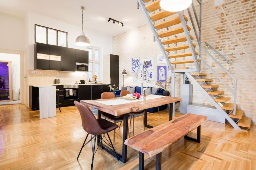 Wellness Duplex Penthouse Sauna & Jacuzzi-heart Of Apartamento