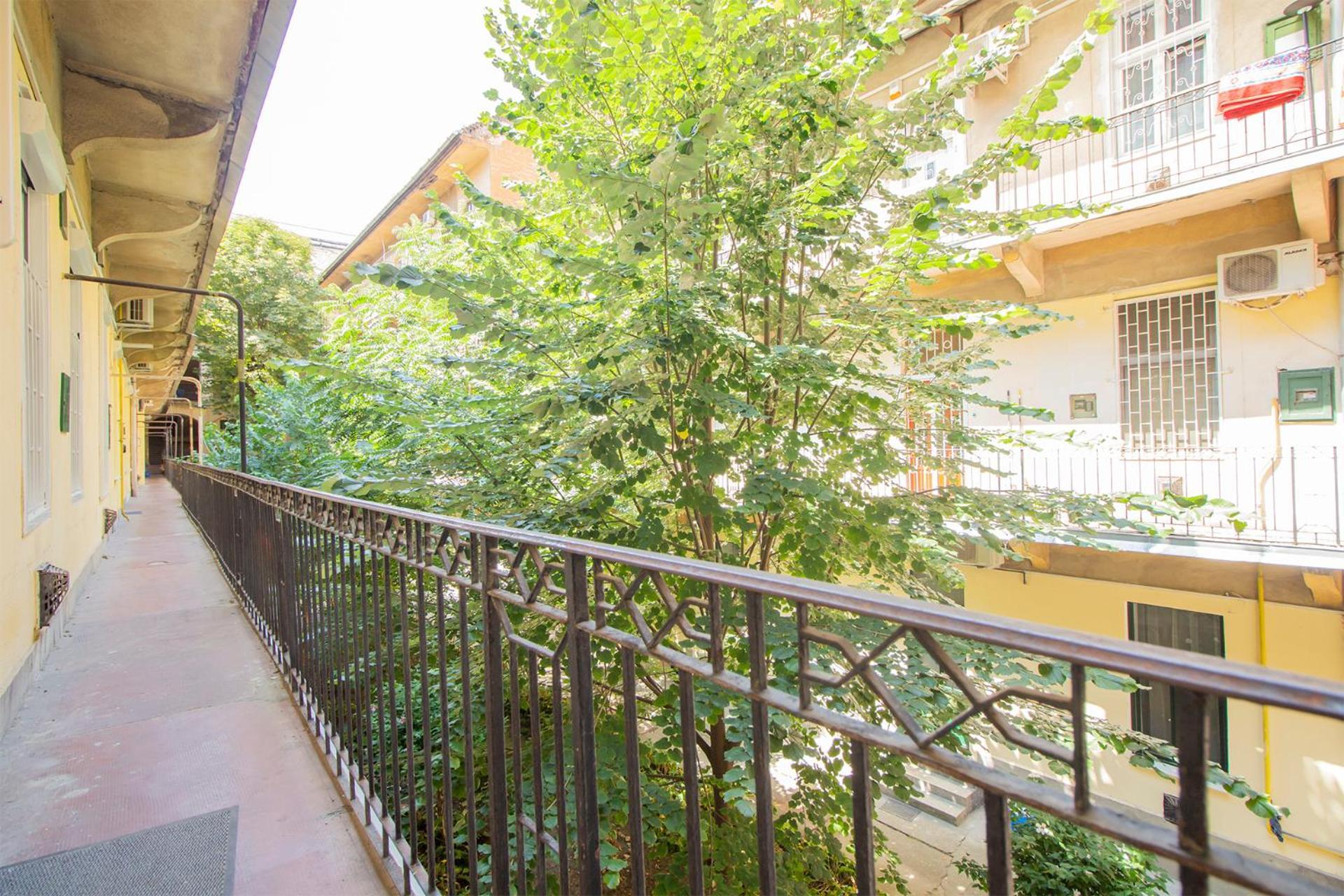 Apartamento Cozy In Akacfa Street