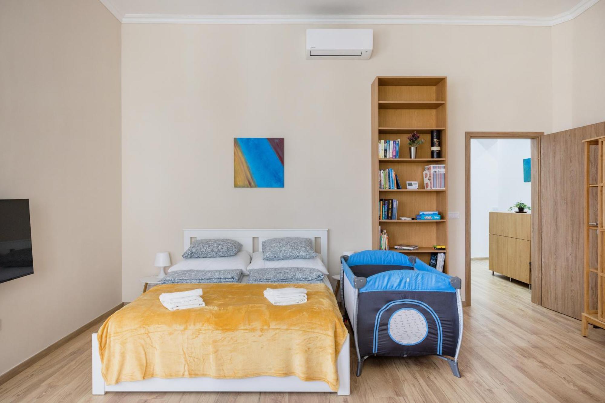 Appartement Spacious With 2 Bedrooms In Buda 2a *