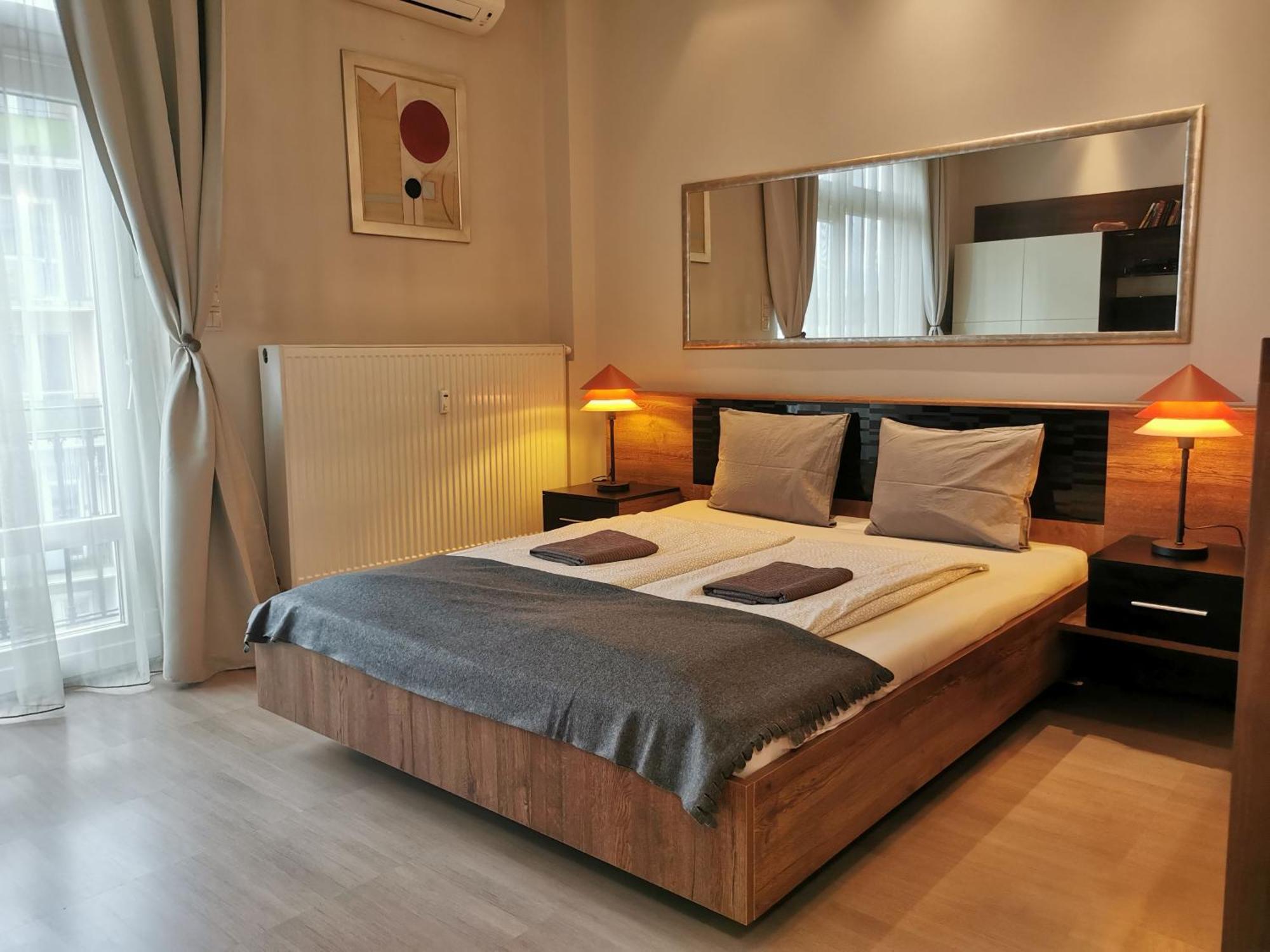 Jackquaters Apartmán *
