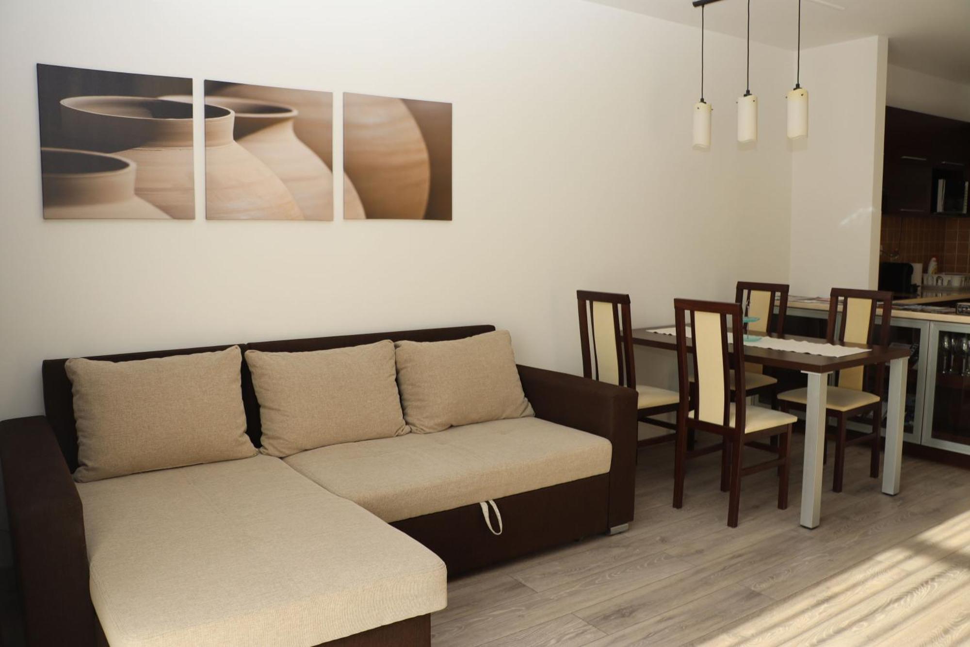 1 * Budapest