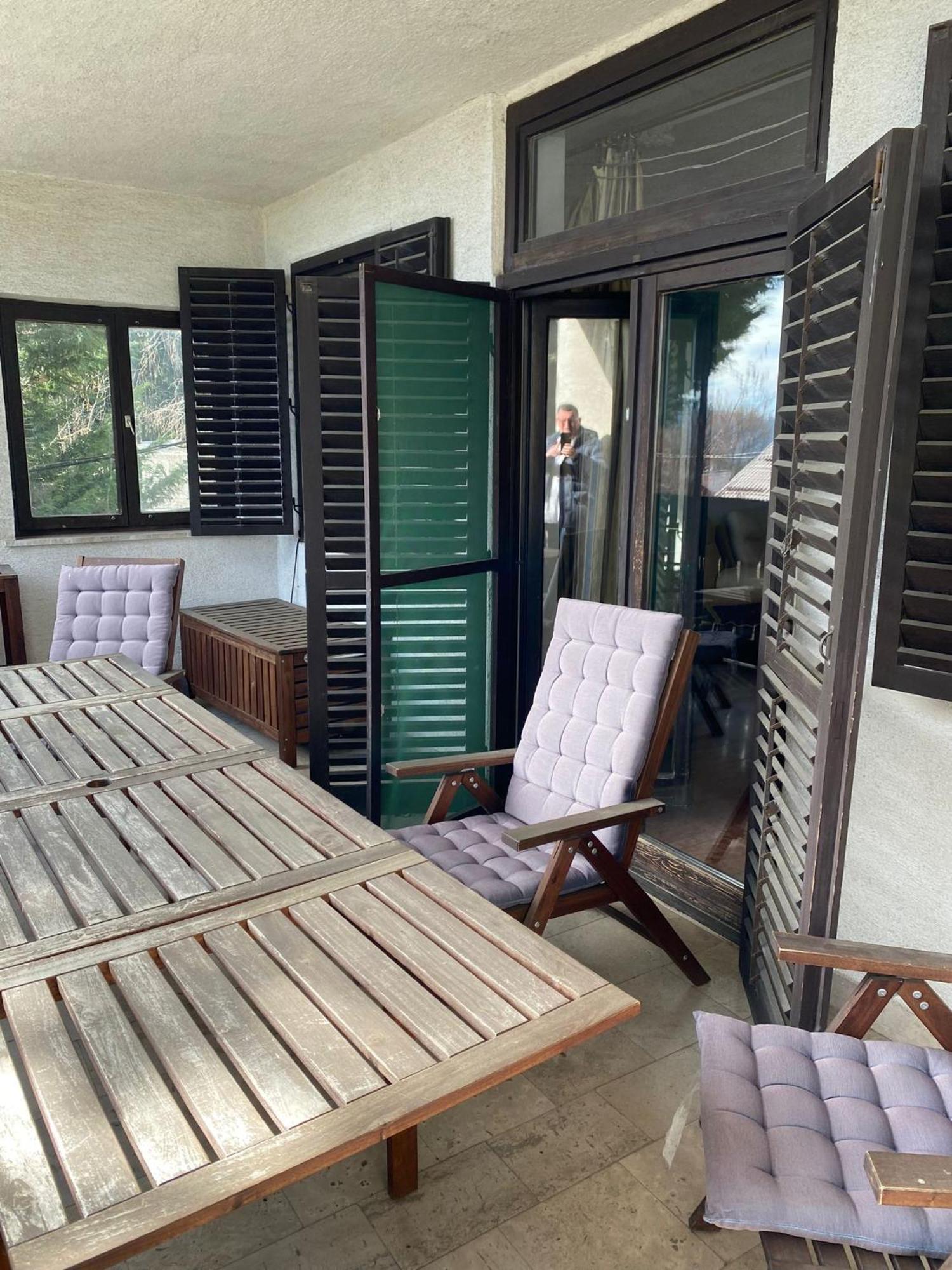 Luxury 3 Bedroom In A Forest 10min Drive From Center Budapest