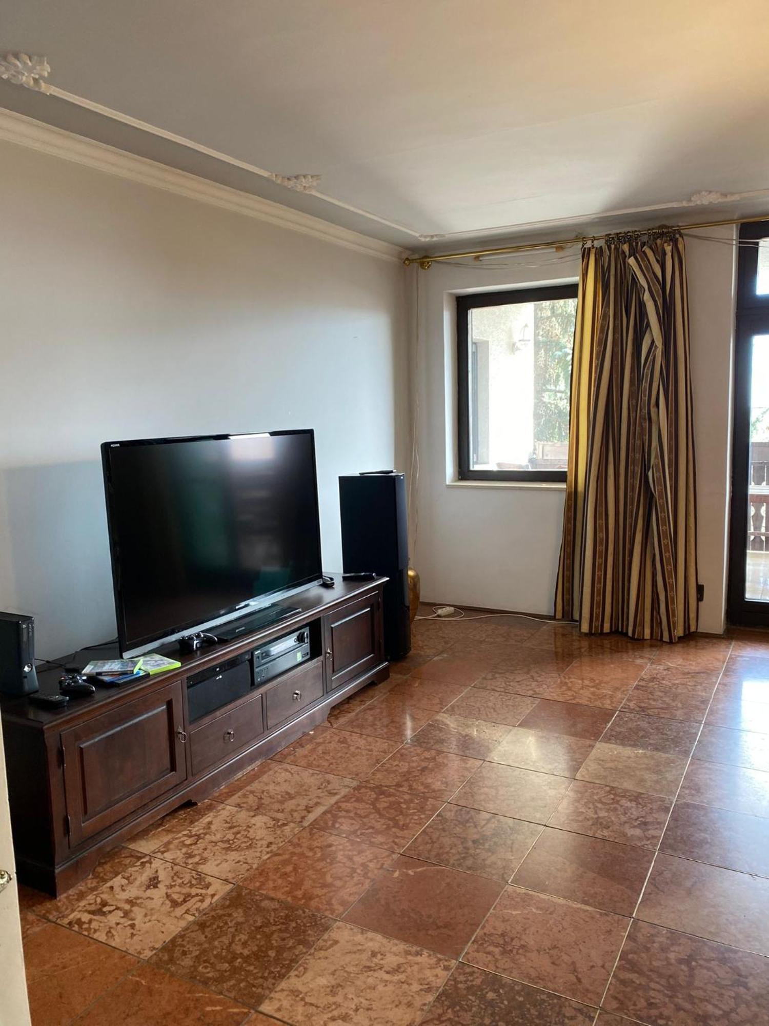 Luxury 3 Bedroom In A Forest 10min Drive From Center Budapest