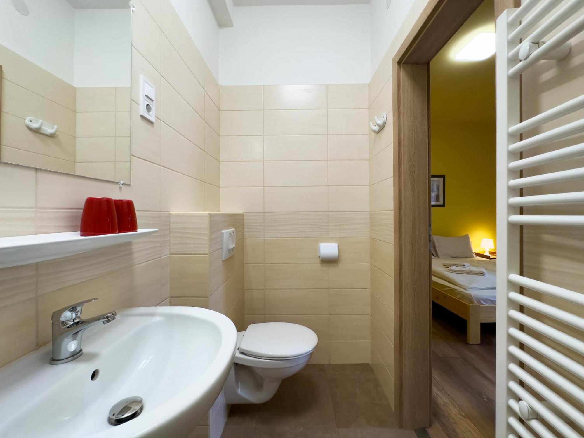 Gæstehus Irisz Panzio 3*