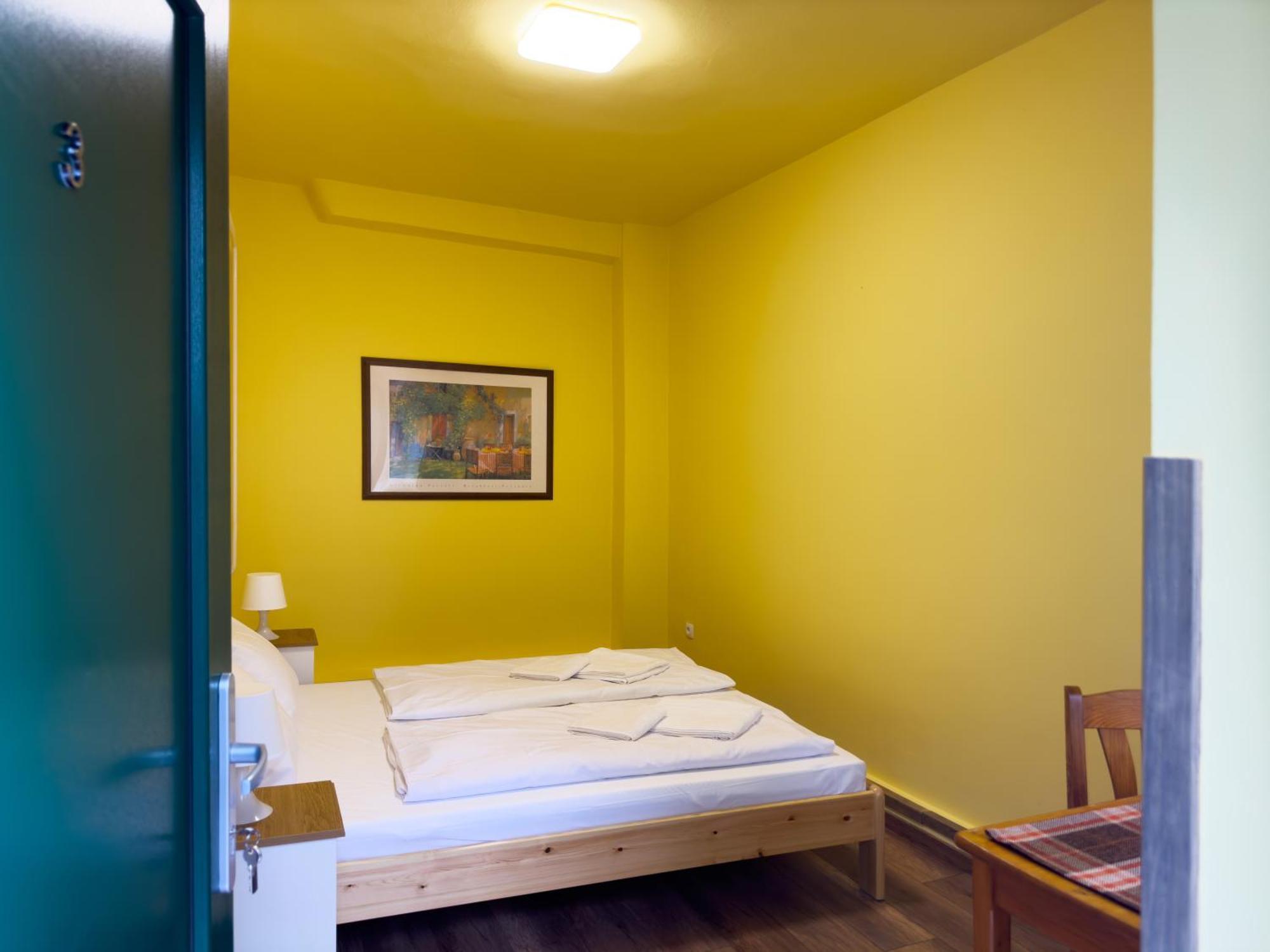 Irisz Panzio Gæstehus 3*