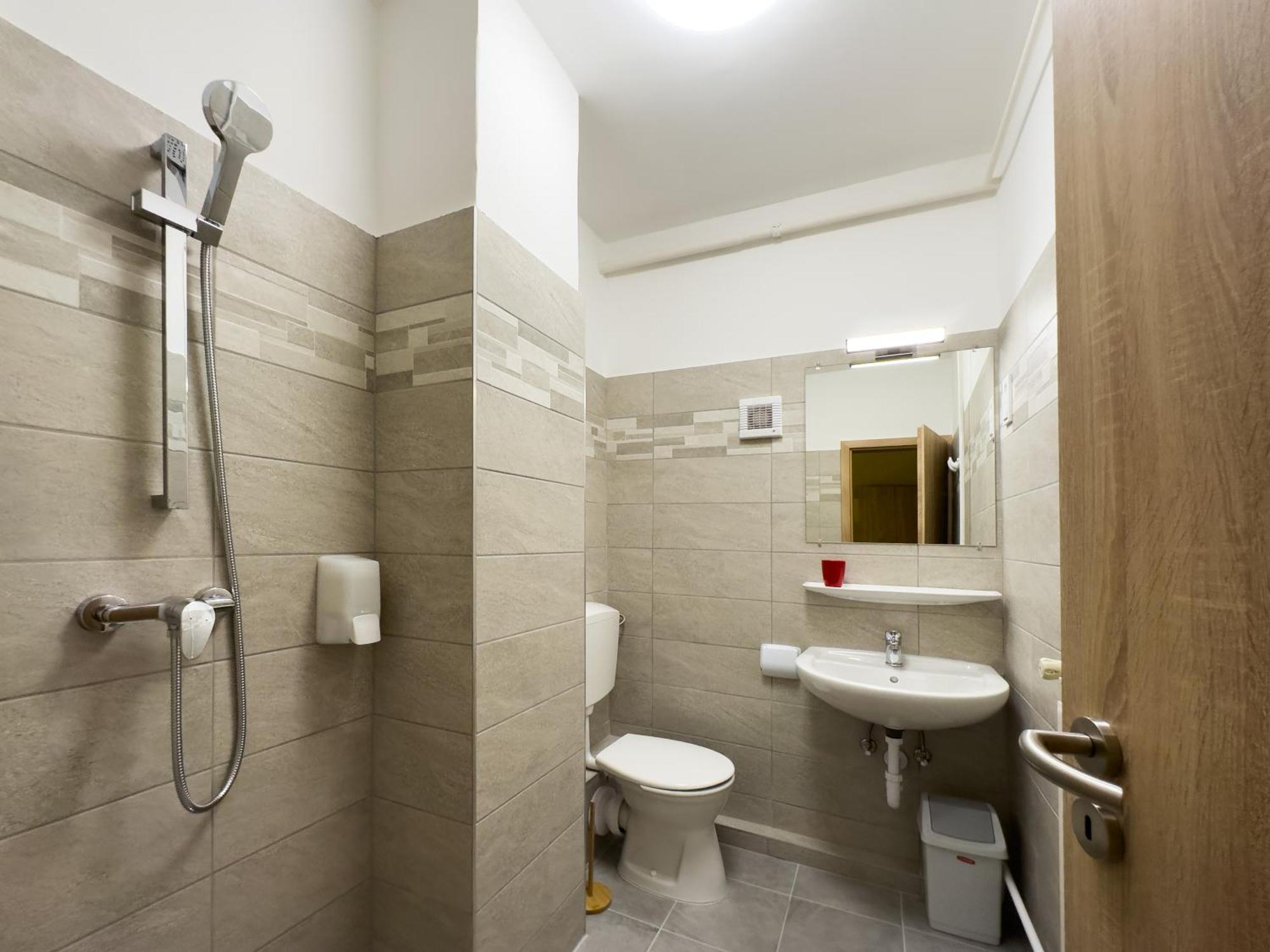 Irisz Panzio 3* Budapest