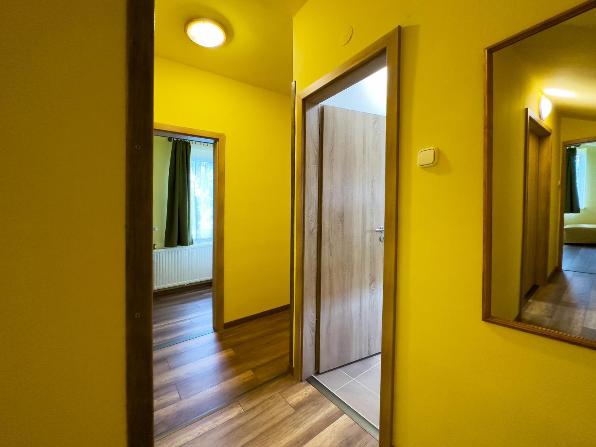 Irisz Panzio 3*