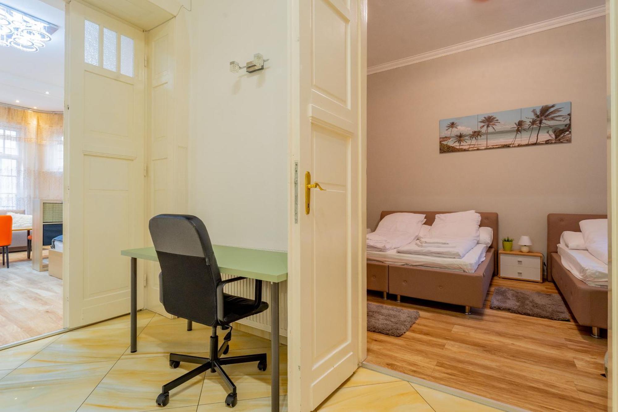 Efad Lux 2