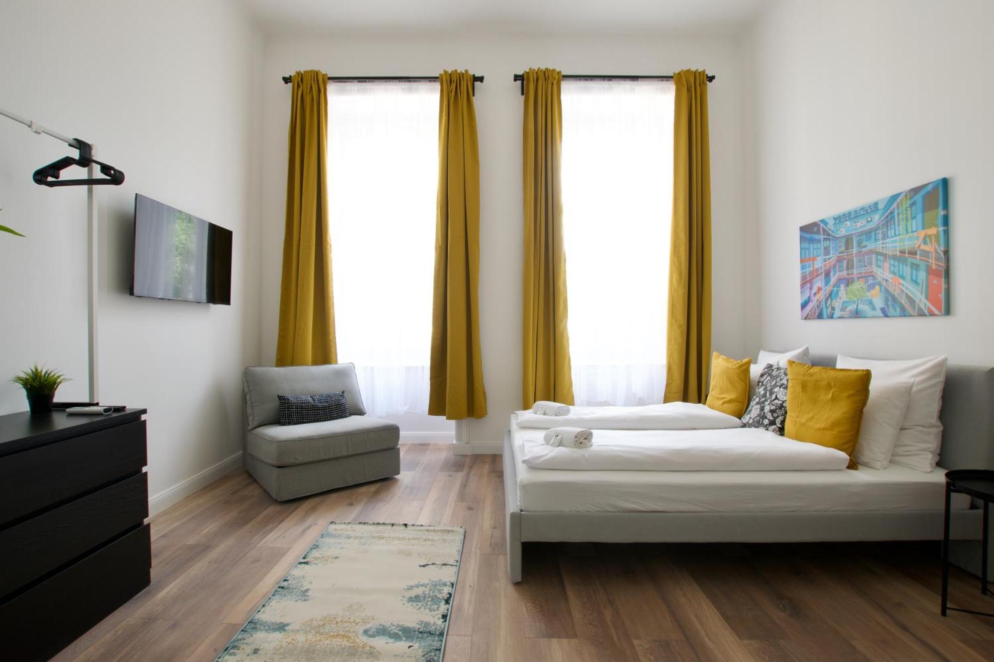 Apartment Standard By Hi5- Rakoczi