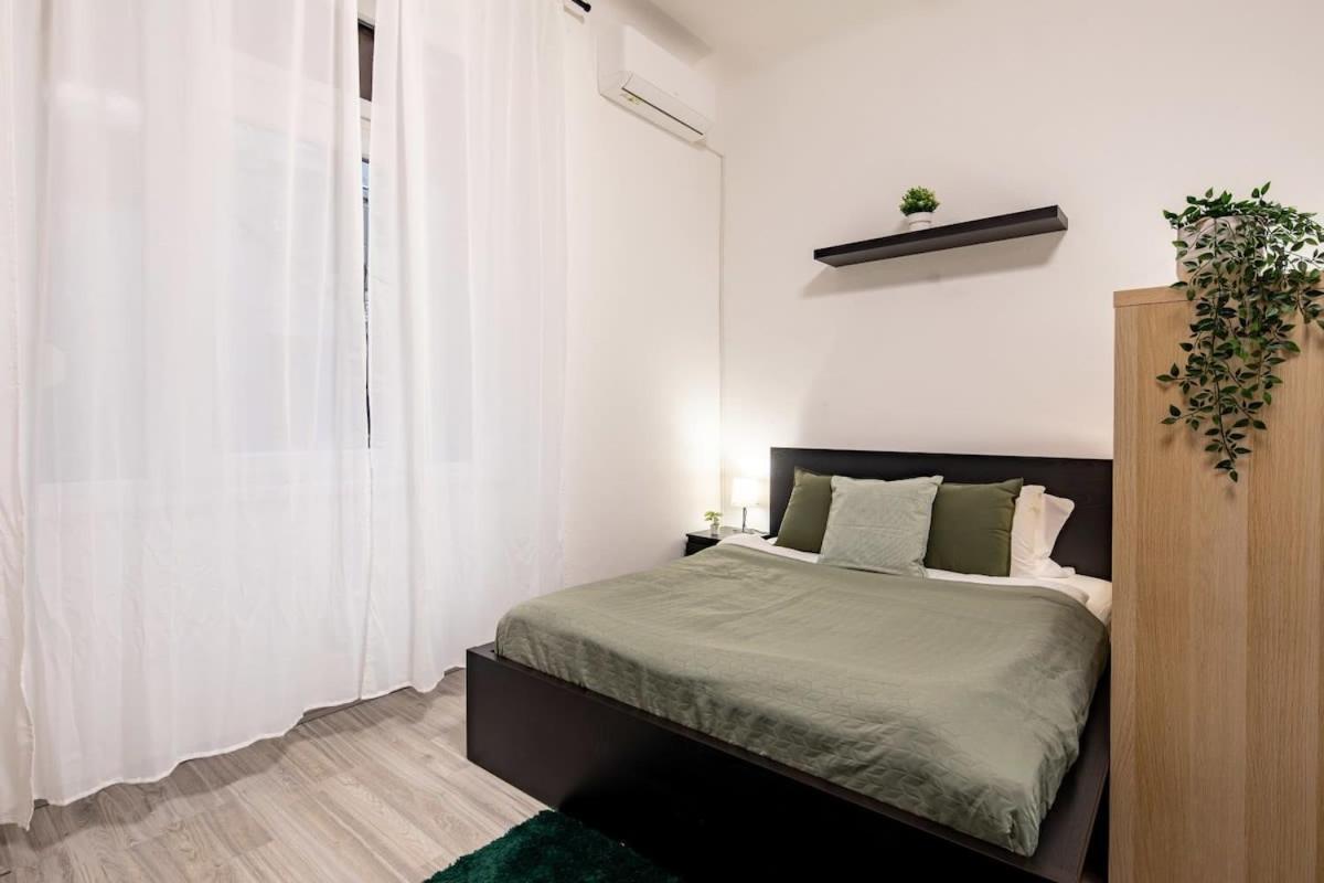 Comfy Easy Parking Apartment