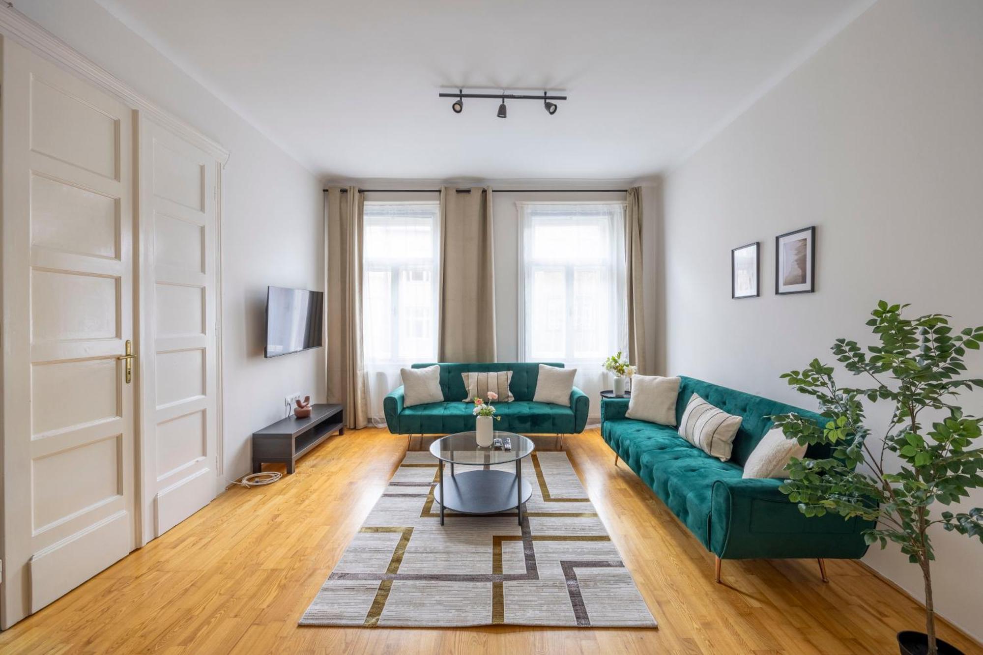 Stylish & Cozy Center By Prestige Homes Lägenhet
