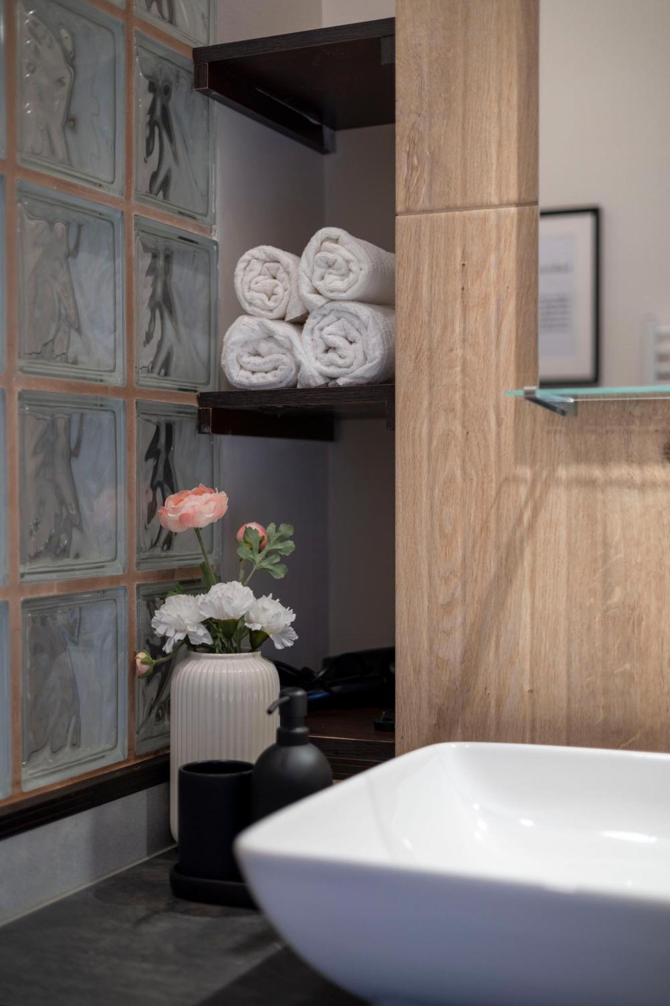 Lägenhet Stylish & Cozy Center By Prestige Homes *