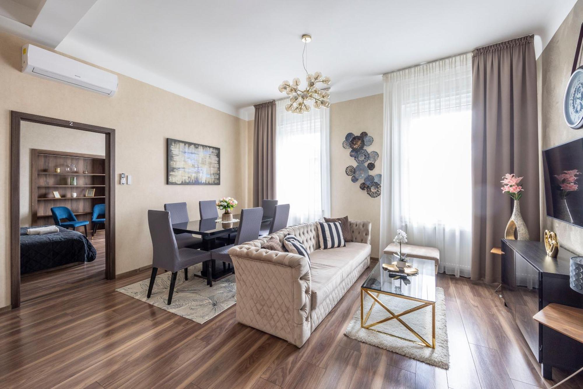 Luxurious Elizabeth St With Sauna