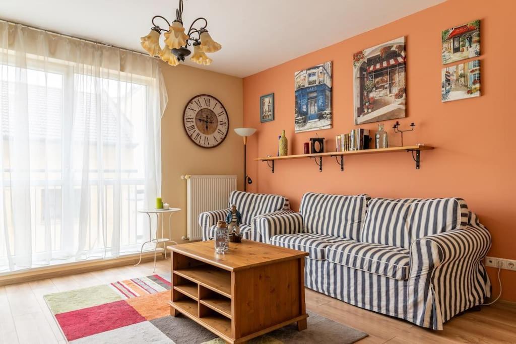 Free Parking Apartamento *