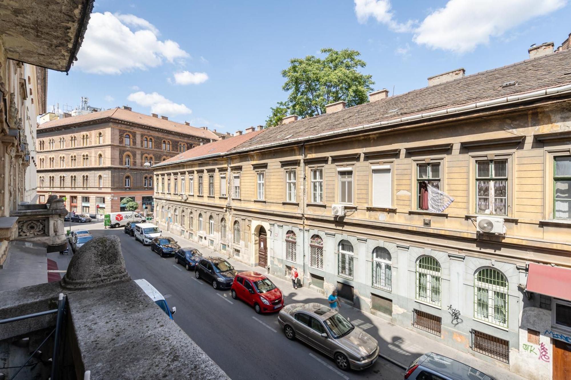 Crystal Cove 2-bdr * Budapest