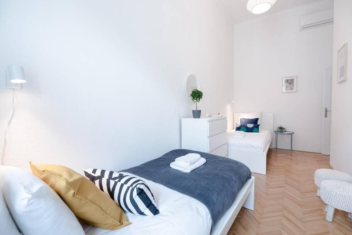 Appartement Excellent Location Lovely With Ac *