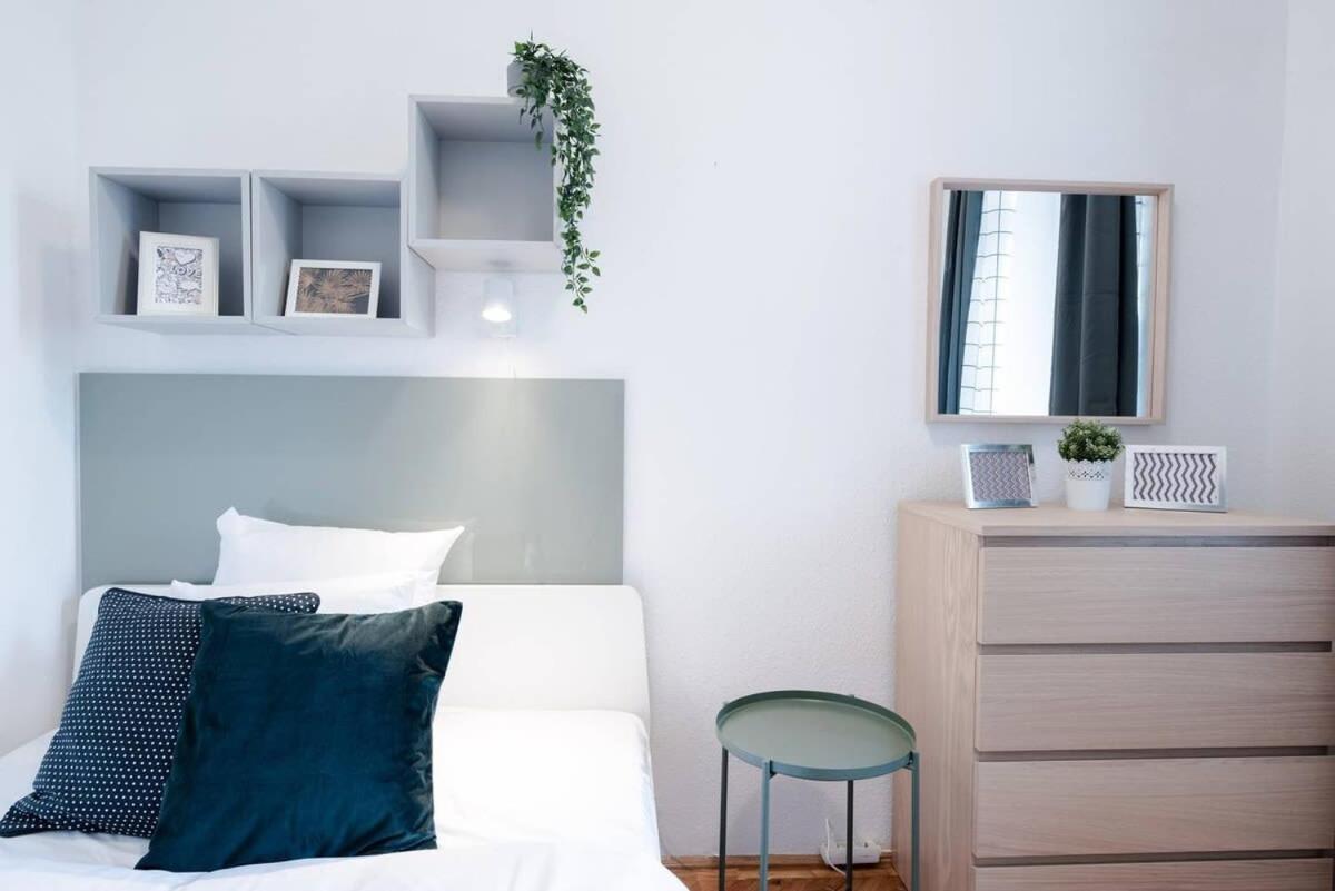 Appartement Excellent Location Lovely With Ac *