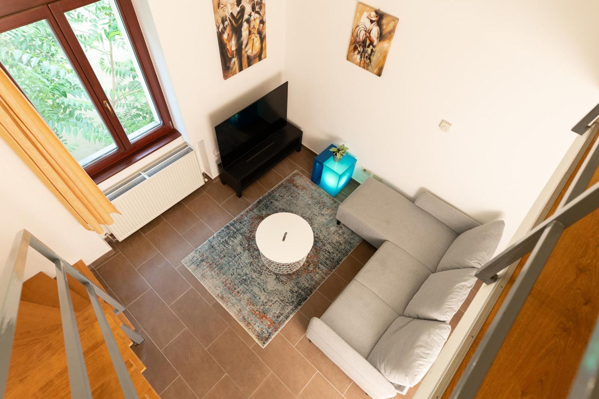 Lejlighed Danube Dwelling Akacfa 41 *