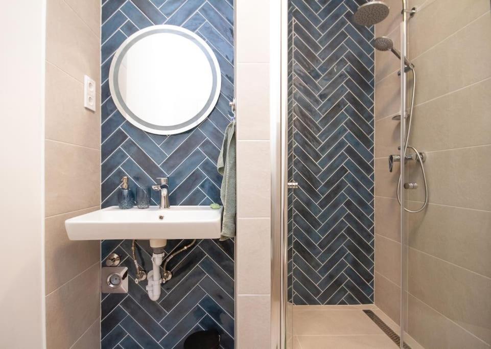 Marvany Deluxe Apartman On The Elit Buda Side By Newave Apartment