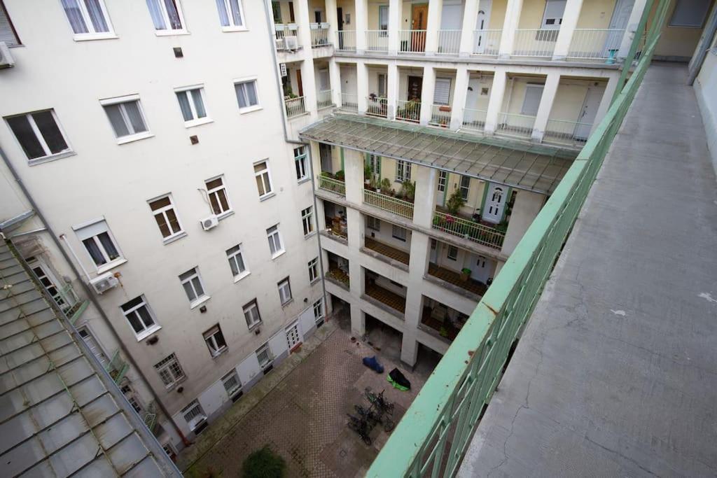 Marvany Deluxe Apartman On The Elit Buda Side By Newave Apartment *