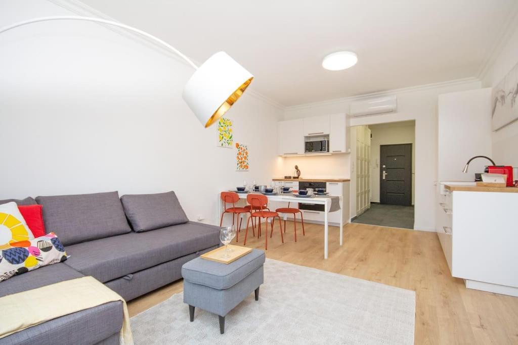 Apartment Marvany Deluxe Apartman On The Elit Buda Side By Newave