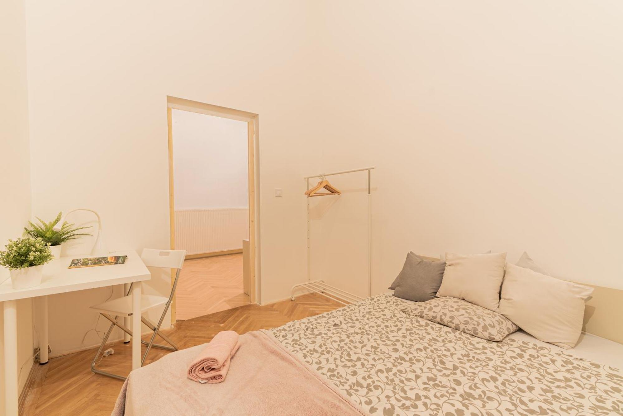 Cozy In The Heart Of Budapest, 5 Bedrooms Budapest